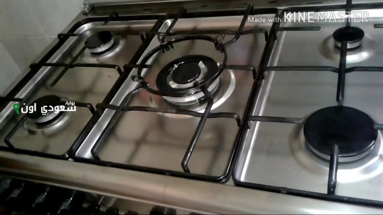 استخدمي شوية بيكربونات على الفرن