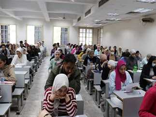مواعيد امتحانات نهاية العام وإجازة آخر السنة للطلاب 2025