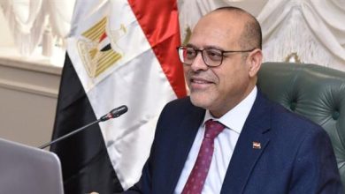 وزير العمل يعلن عن إجازات رسميه يوم الاثنين والخميس