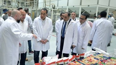 مدبولي يزور مصانع طيبة المتطوره في العاشر