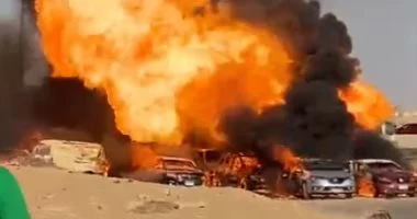 حريق ضخم على خط غاز رئيسي في طريق الواحات الصحراوي