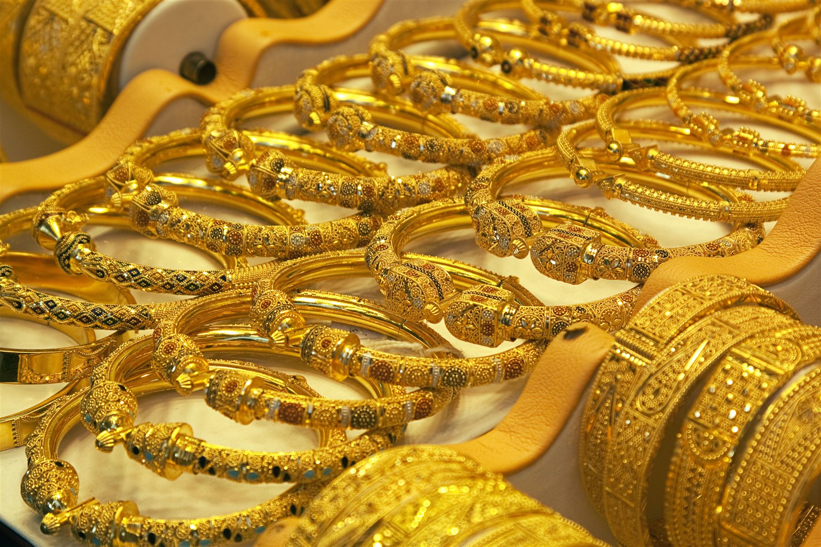 سعر جرام الذهب اليوم 