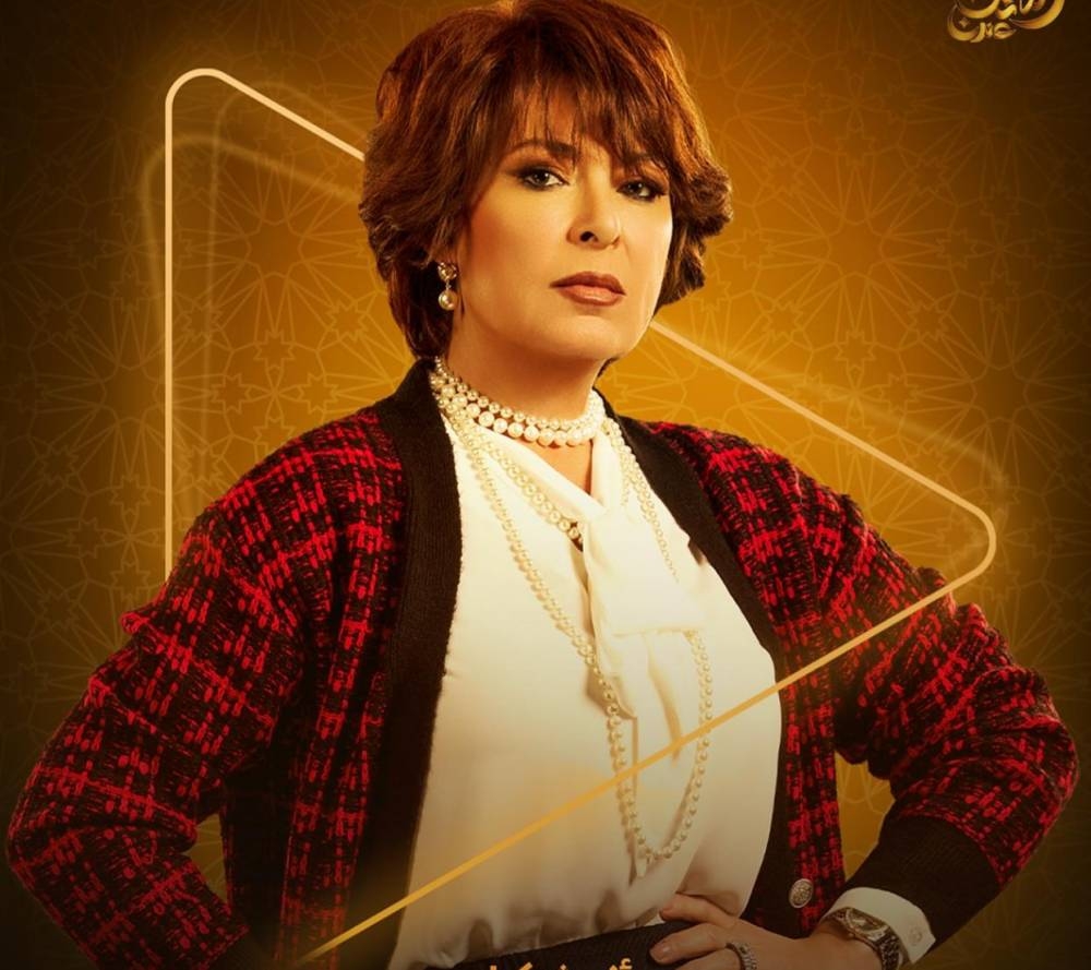 الفنانة أنوشكا