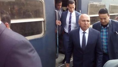 كامل الوزير بيتفقد خط القطار السريع