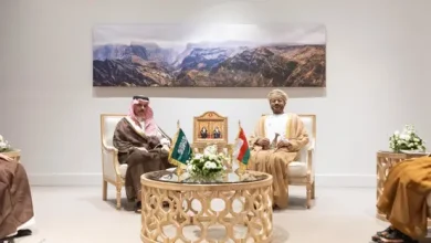 وزير خارجية السعودية ونظيره العماني