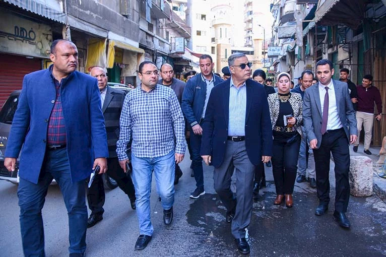 غلق 64 منشأة وتحرير 584 محضر متنوع في حملات على الأسواق في الإسكندرية