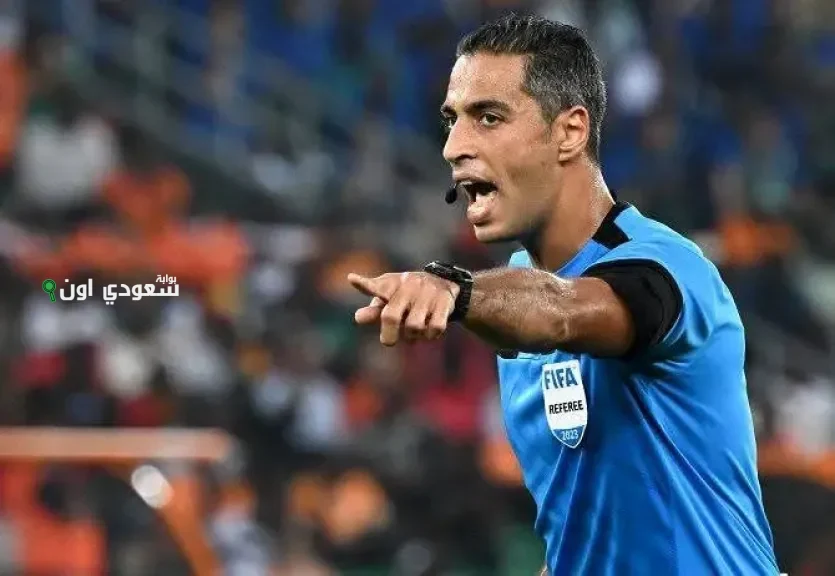 أمين عمر يقود مباراة الأهلي وفاركو