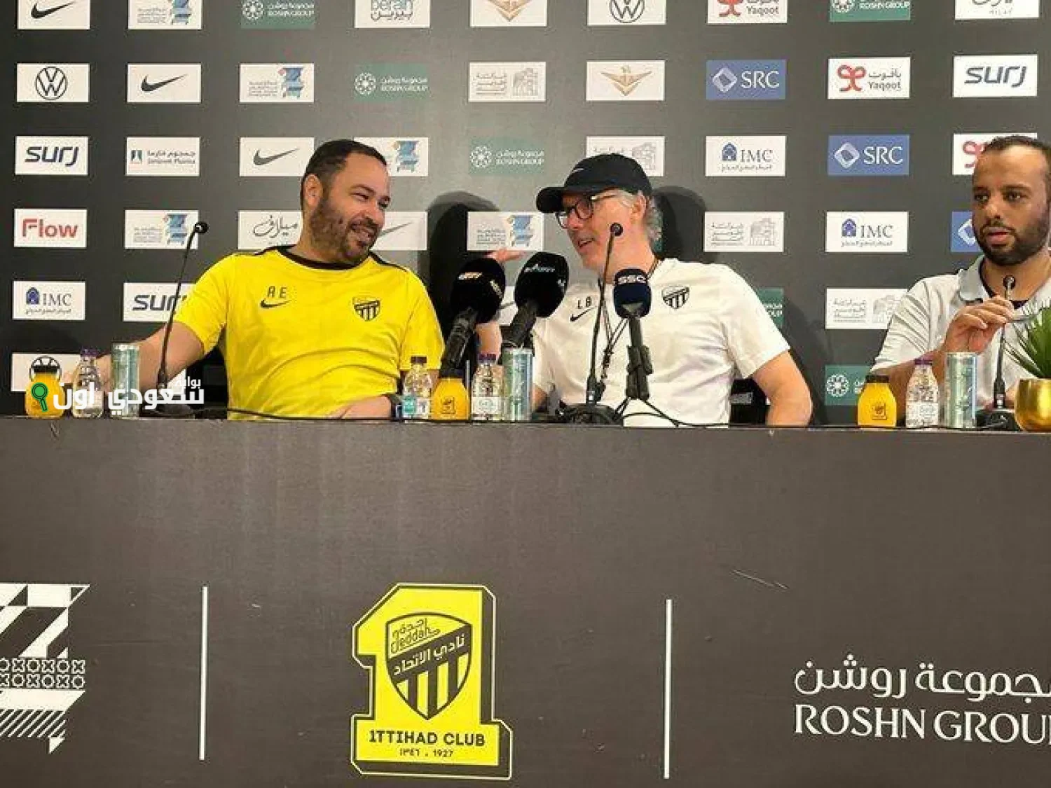 لوران بلان المدير الفني لفريق كرة القدم بنادي الاتحاد