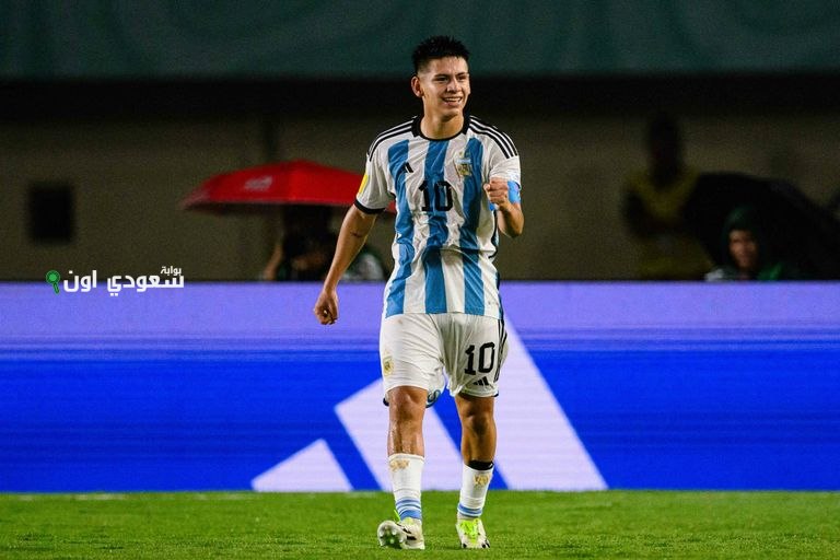 كلاوديو إتشيفيري