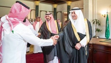 أمير تبوك يستقبل وكلاء ومنسوبي الإمارة