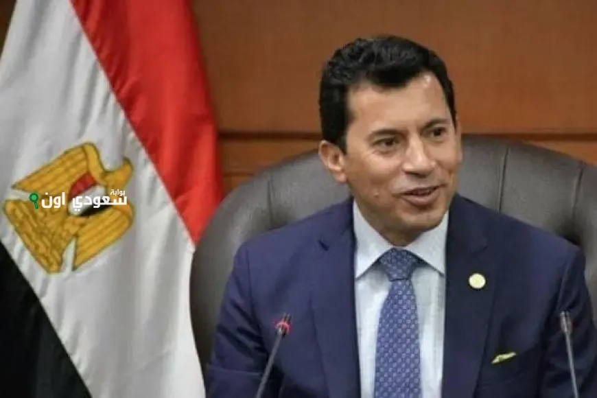 وزير الرياضة يثني على أداء الأهلي