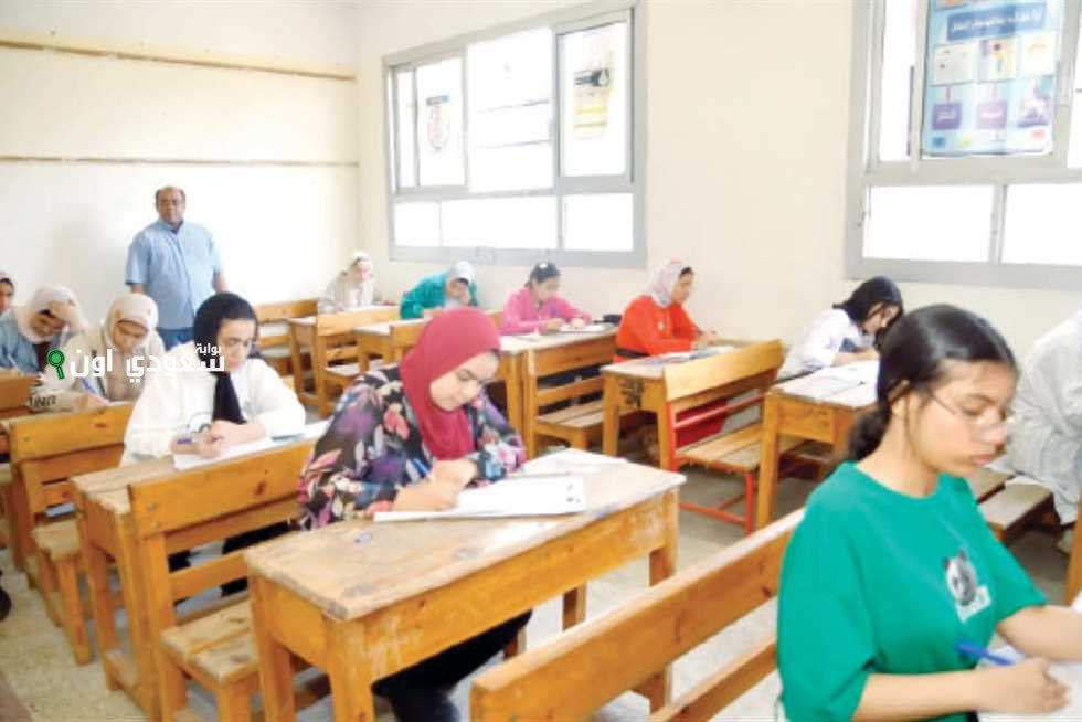 نماذج امتحانات استرشادية للشهادة الإعدادية للإنجليزي