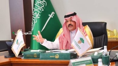 أمير حائل يقوم بمتابعة سير أعمال هيئة تطوير المنطقة والملفات المتعلقة بها