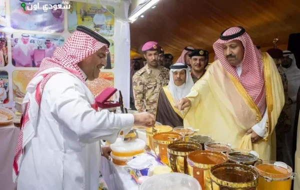 أمير الباحة يعلن تمديد مهرجان العسل الدولي حتى يوم السبت المقبل