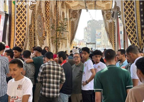 الصورة الرئيسية للمقال: تفاعل كبير من سكان سوهاج خلال انتخابات مجلس الشيوخ 2025