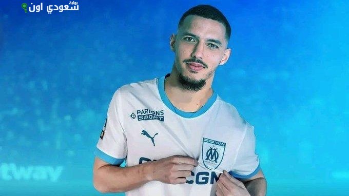 اللاعب الجزائري إسماعيل بن ناصر