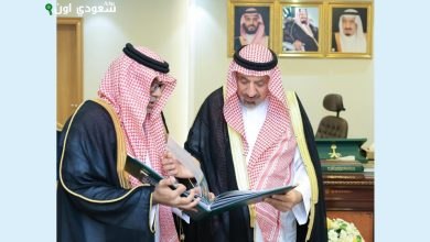 أمير نجران يتعرف على الخدمات الرقمية والإلكترونية المقدمة من محكمة الاستئناف بالمنطقة