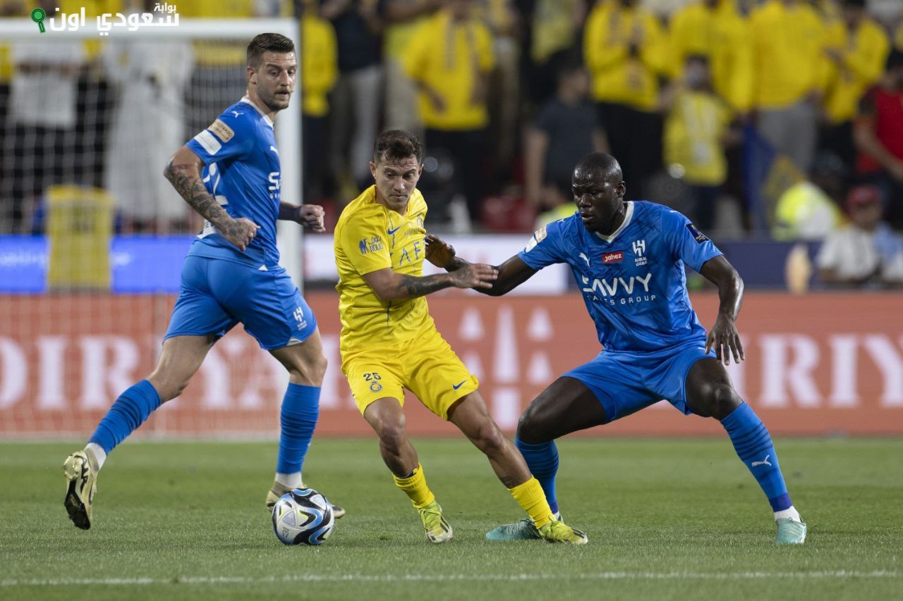 غيابات محتملة للاعبي الهلال والنصر تهدد دربي الرياض بسبب أمم إفريقيا