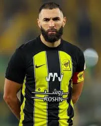 الزامل: الاتحاد استغل نقاط ضعف الهلال وبنزيما كلمة السر في الانتصار كريم بنزيما