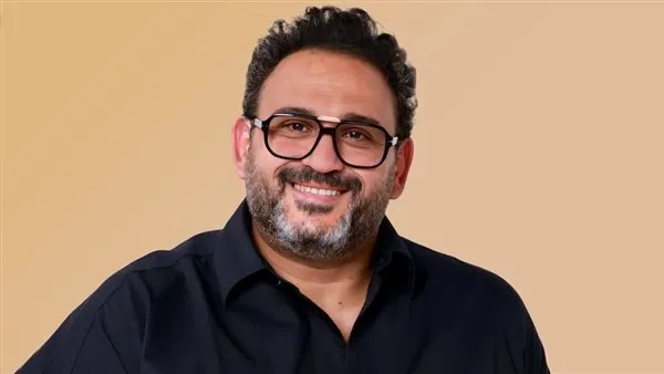 أكرم حسني