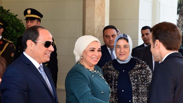 زوجة الرئيس بتوجه تهنئه للمصريين بمناسبة شم النسيم