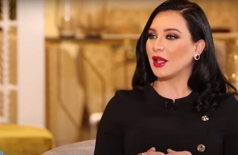 النجمه سلاف فواخرجي