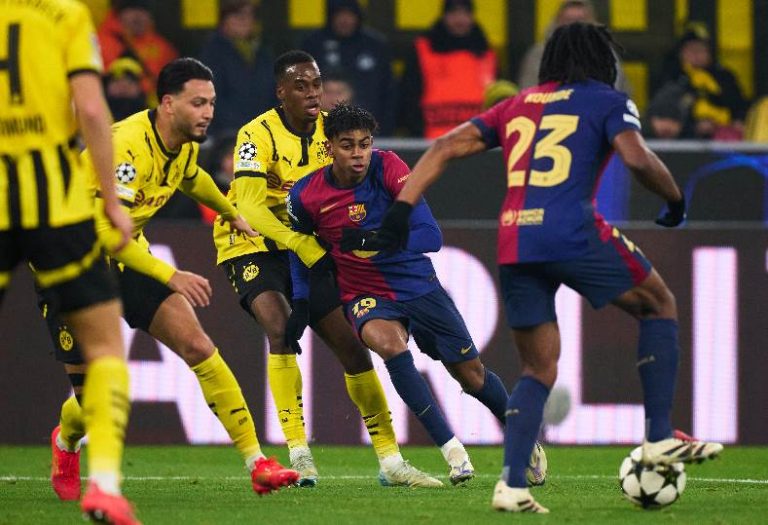 برشلونة ضد دورتموند