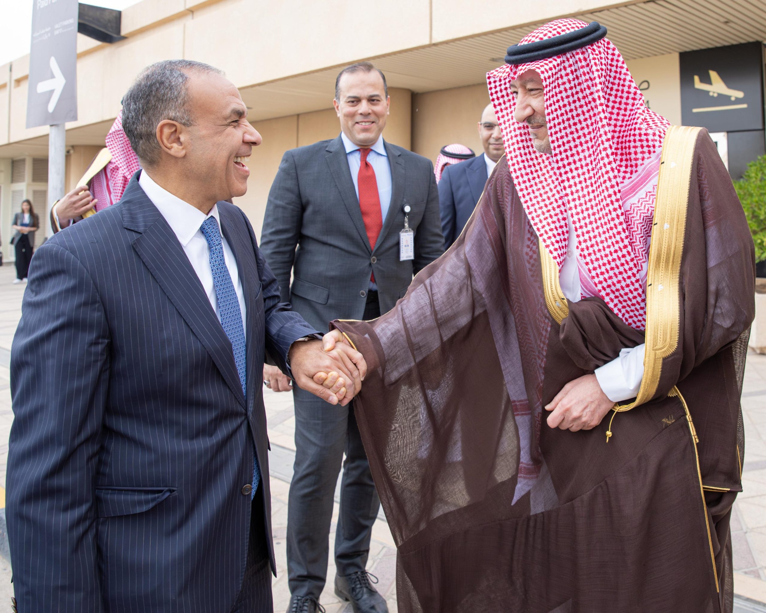 وصل وزير الخارجية والهجرة الدكتور بدر عبدالعاطي الرياض