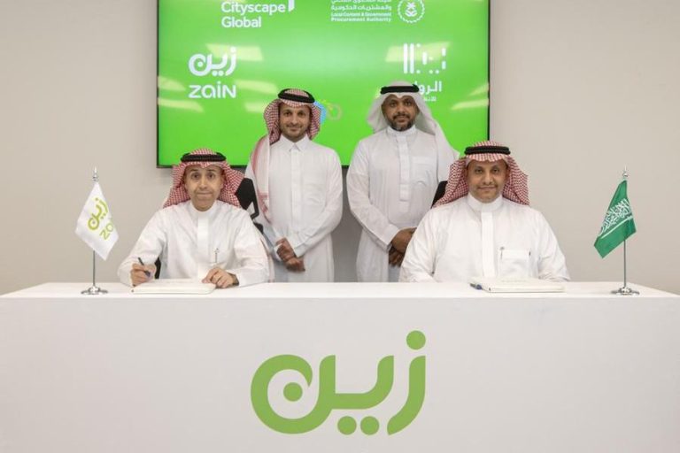 زين السعوديه توقع اتفاقيه جديده لدعم الاسر