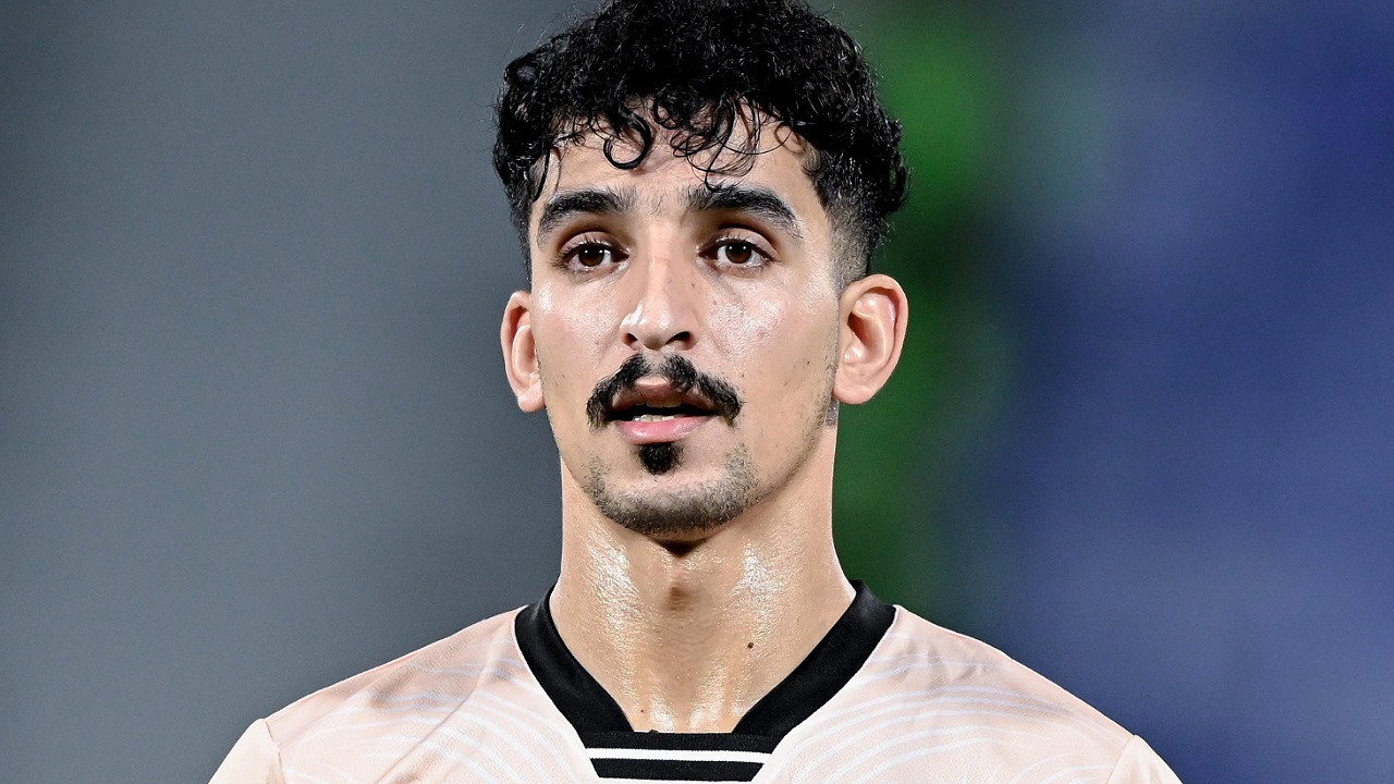 تجديد عقد نادر الشراري