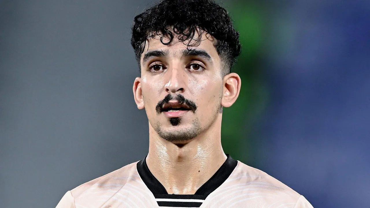 تجديد عقد نادر الشراري