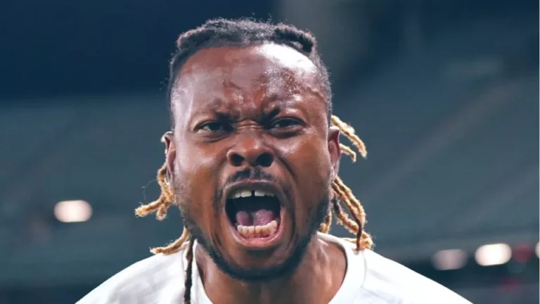 إيميكا فرايداي إيزي