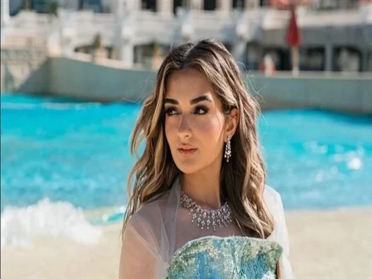 ملك أحمد زاهر