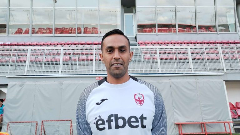 السعودي ياسر الحربي