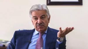 وزير دفاعها خواجه محمد