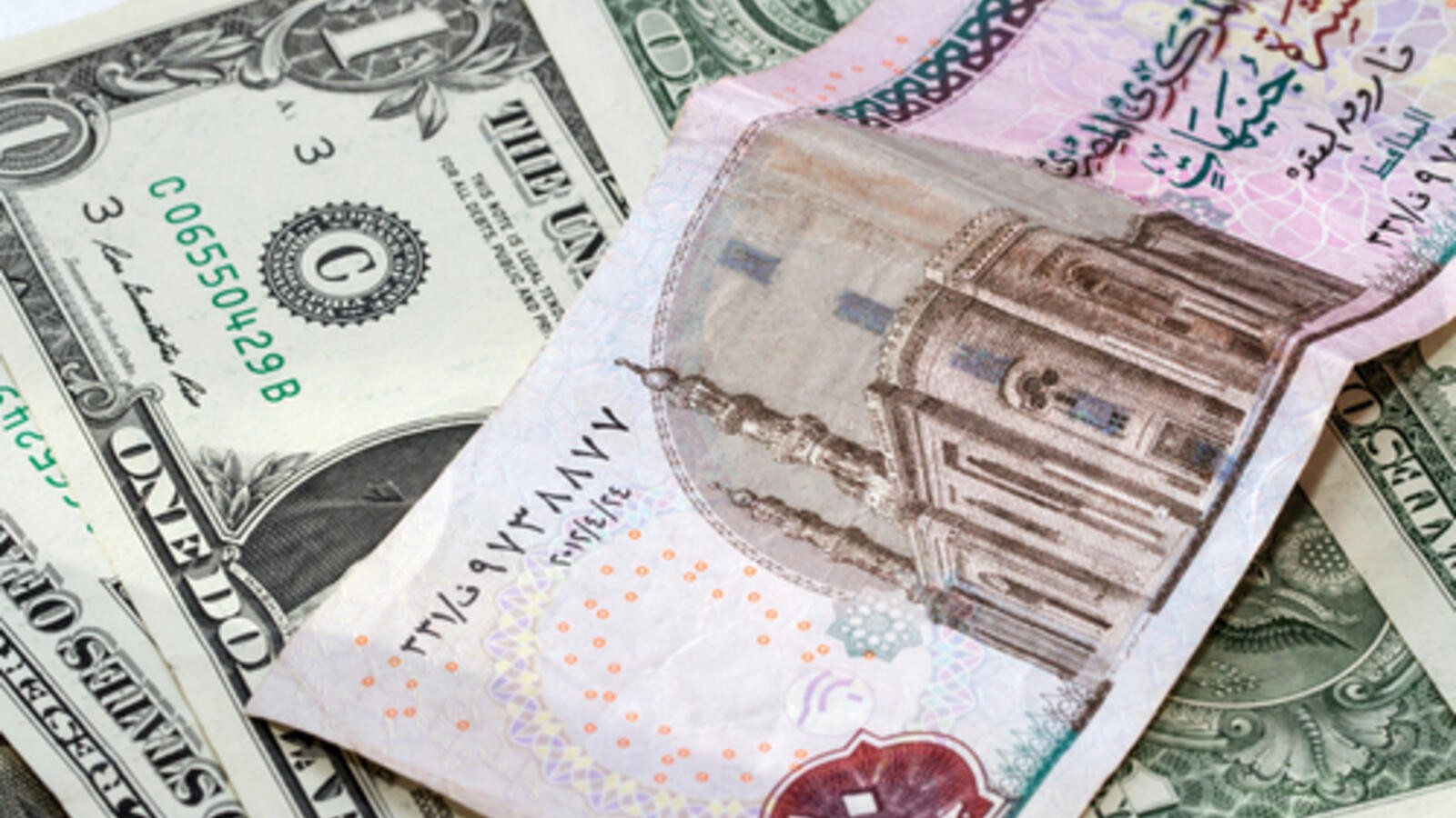 سعر صرف الدولار الأمريكي أمام الجنيه المصري اليوم