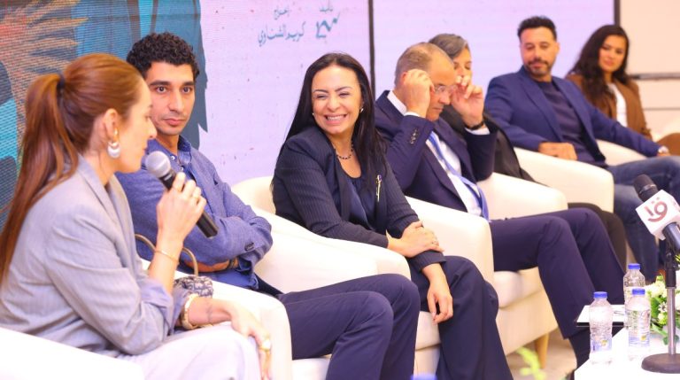 لام شمسية رسالة توعية مهمة فجرت المناقشة في قضايا جريئة.. وتكريم صناع العمل