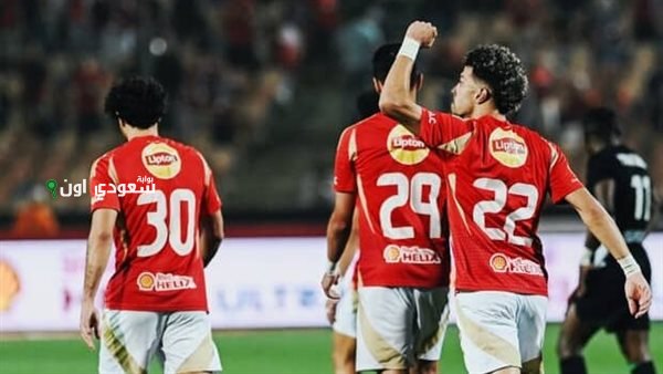 الأهلي يستعد للاحتفال بلقب الدوري عقب مباراة فاركو