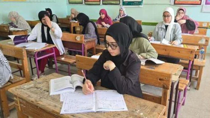 حمل جدول امتحانات النقل الثانوي PDF