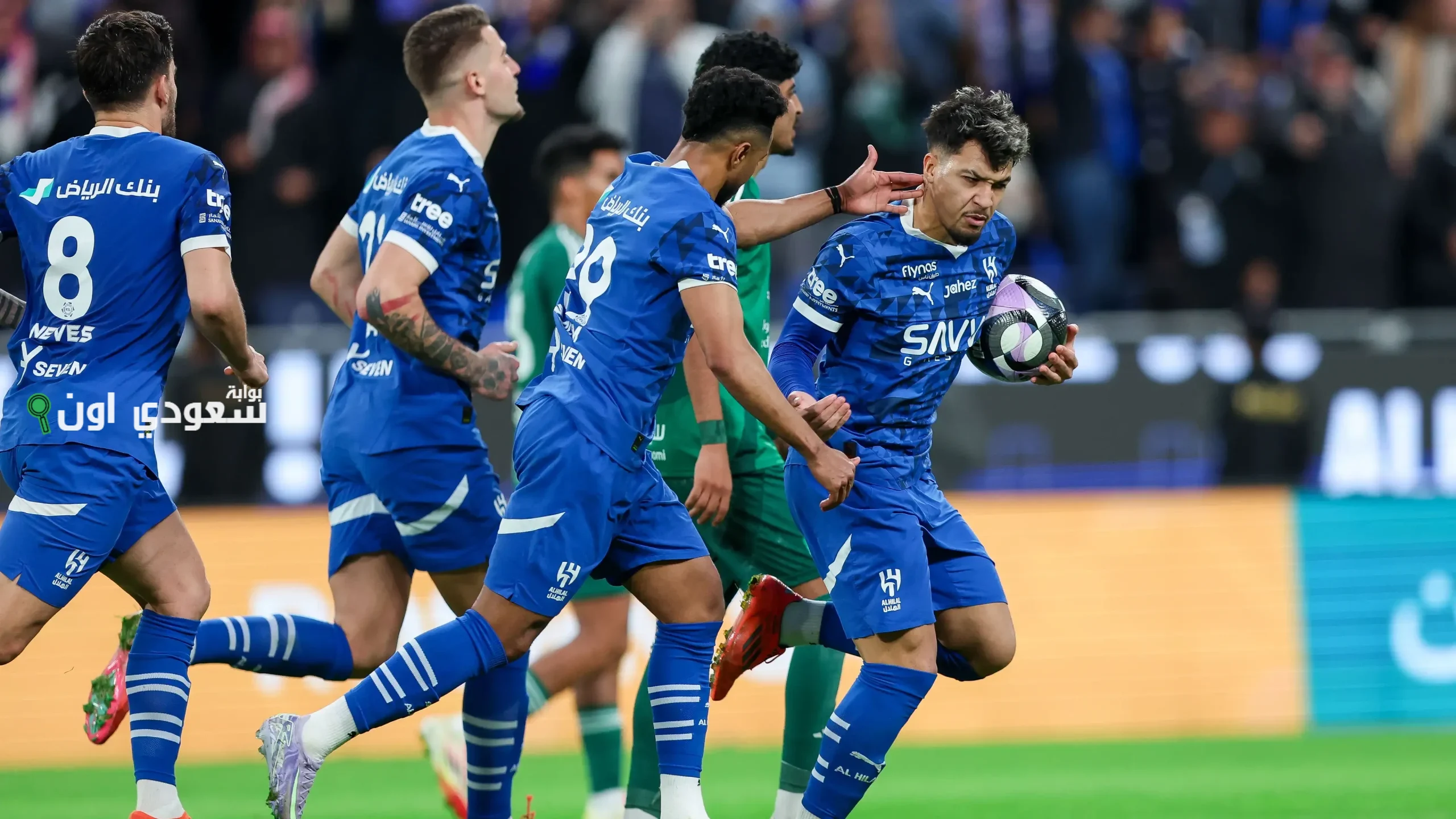 نجوم الهلال يسيطرون على
