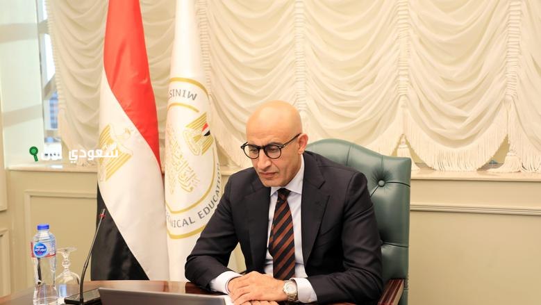 ححقيقة إضافة 20% من درجات العربي والتاريخ إلى المجموع بالثانوية الدولية 