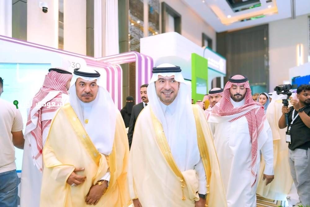 وزير البلديات يفتتح منتدى
