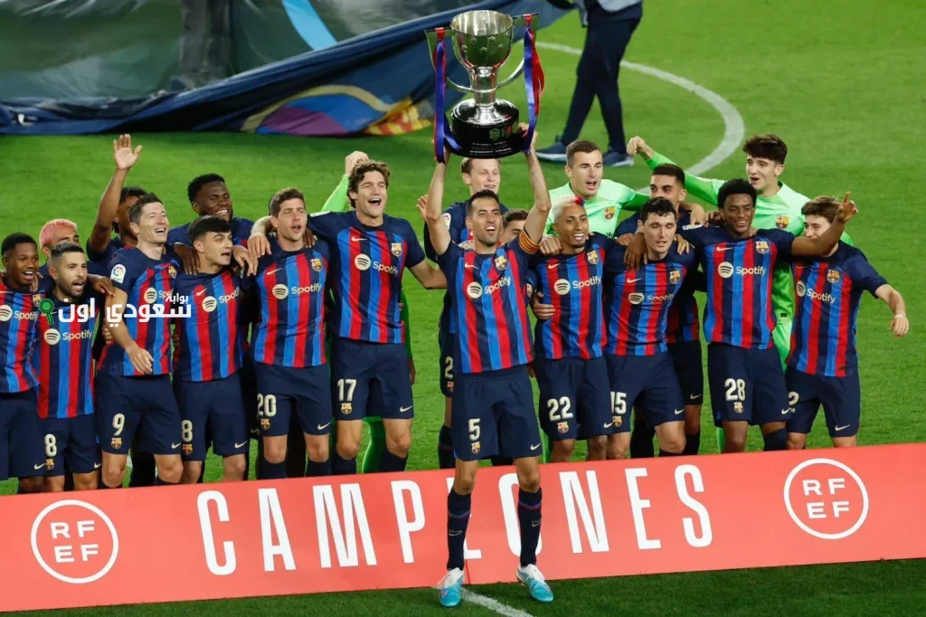 تتويج برشلونة بلقب الدوري