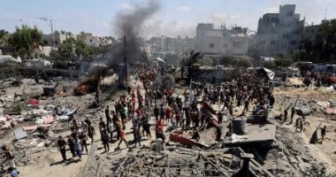 استشهاد 12 فلسطينيًا في