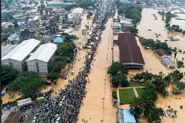مصرع أكتر من ١٠٠ شخص بسبب فيضانات شرق الكونغو النهارده