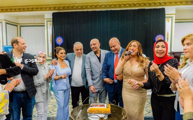 محمد عبد الحافظ يحتفل بعيد ميلاده