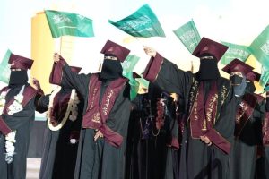 جامعة جازان تحتفل بتخريج طالباتها