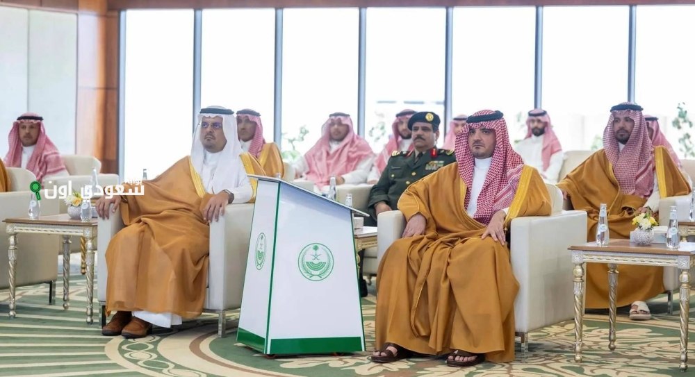 وزير الداخلية يفتتح مجموعة
