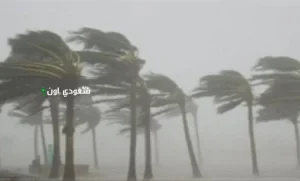 رياح شديدة تثير الأتربة والغبار في عدة مناطق