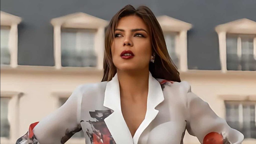 ناهد السباعي تدافع عن